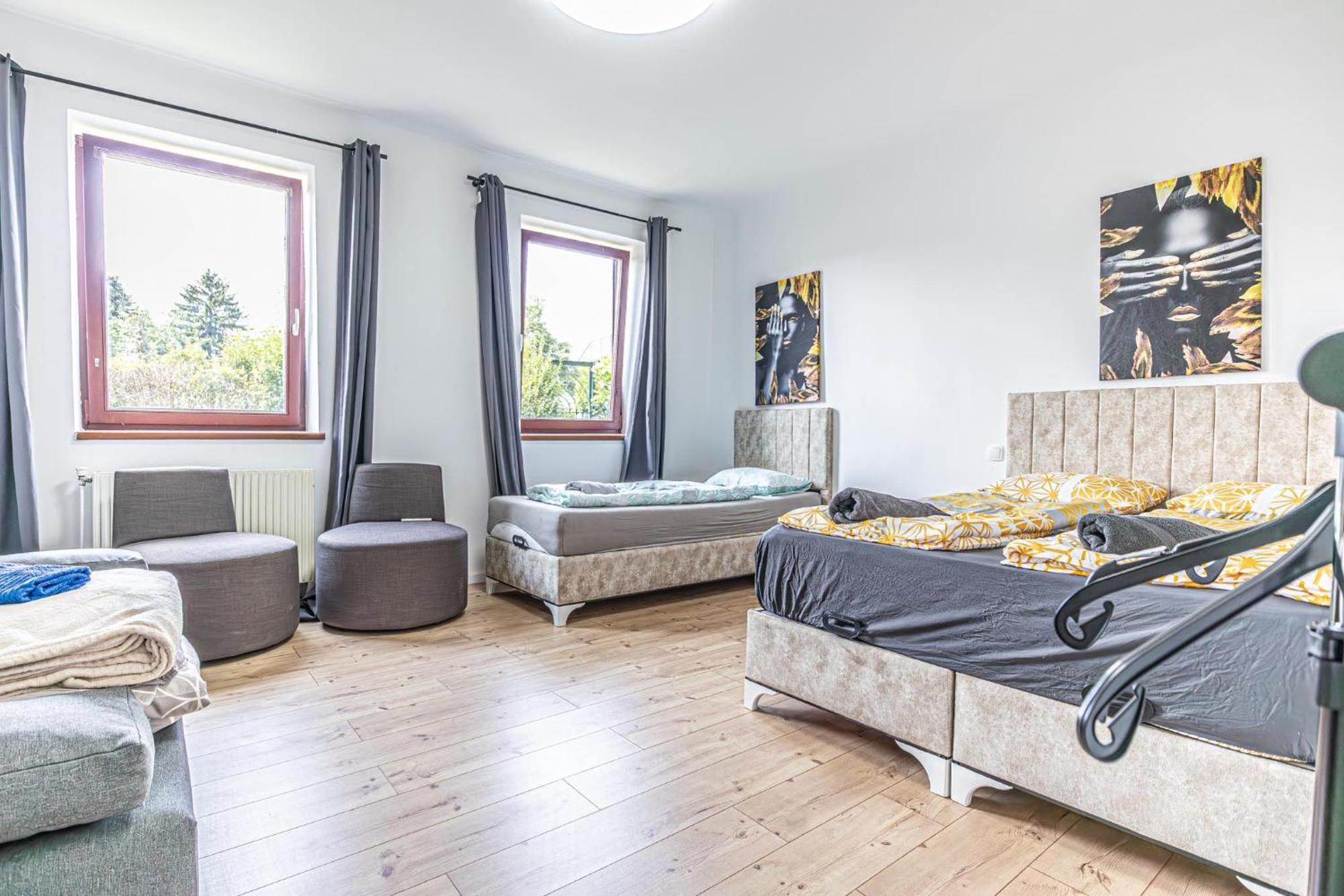 Comfy Rooms In Shared Villa With Terrace And Garden Viena Exterior foto